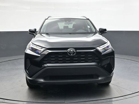 Used 2023 Toyota RAV4 XLE image 10
