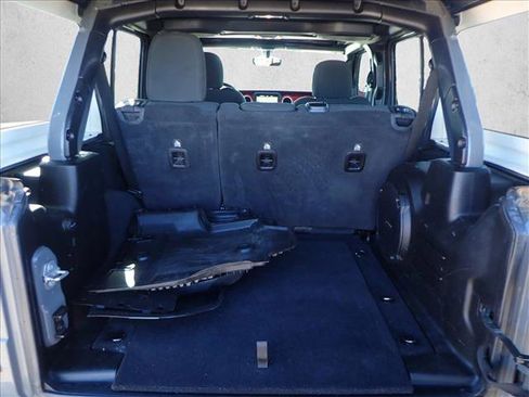Used 2021 Jeep Wrangler Unlimited Rubicon image 8