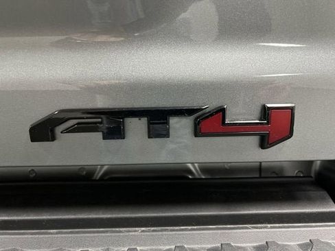 New 2025 GMC Canyon AT4 w/ Nightfall Edition AWD/4WD image 31
