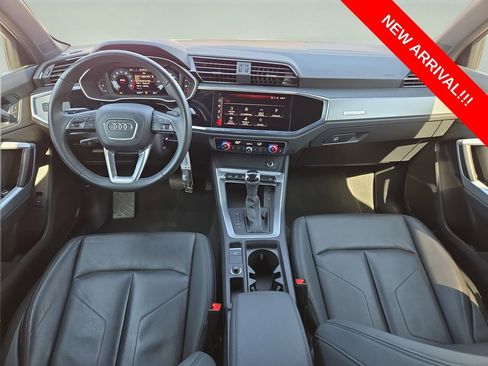 Used 2025 Audi Q3 2.0T Premium AWD/4WD image 9