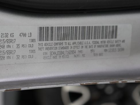 Used 2020 Jeep Compass Trailhawk AWD/4WD image 40