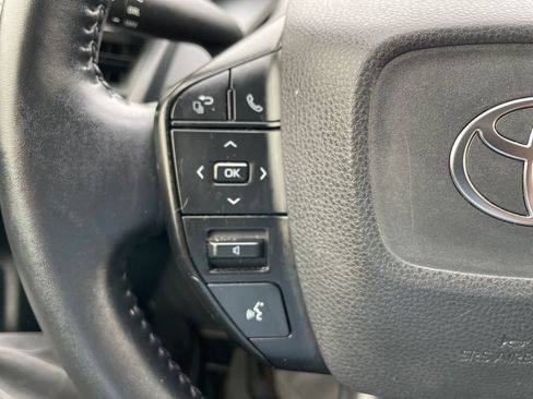Certified 2023 Toyota Prius LE AWD/4WD image 23
