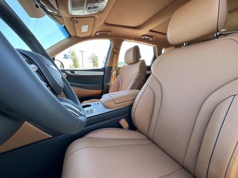 New 2026 Genesis GV80 2.5T Prestige image 10
