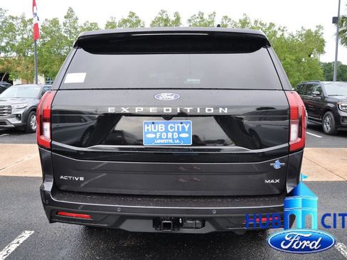 New 2026 Ford Expedition Max Active RWD image 4