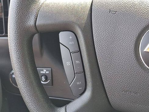 Used 2025 Chevrolet Express 2500 w/ Driver Convenience Package RWD image 17