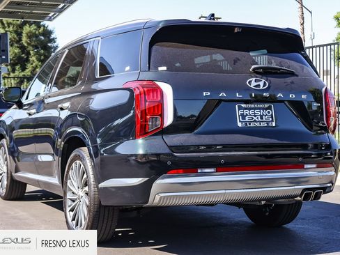 Used 2025 Hyundai Palisade Calligraphy AWD/4WD image 4