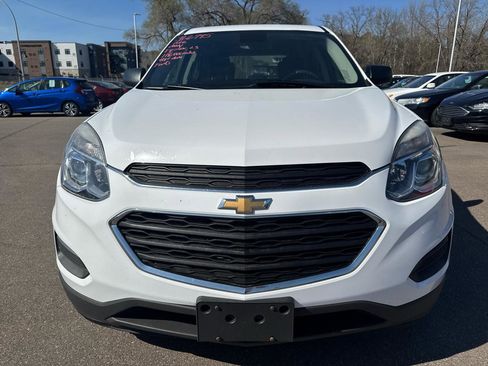 Used 2016 Chevrolet Equinox LS image 2