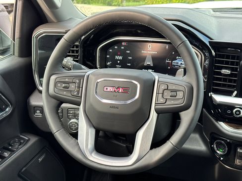 New 2026 GMC Sierra 1500 Elevation image 23