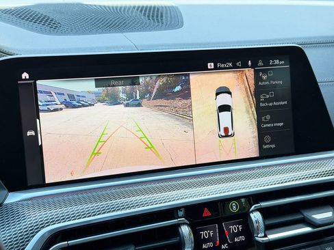 Used 2023 BMW X5 xDrive40i w/ M Sport Package image 17