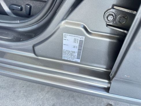 Used 2024 Nissan Altima 2.5 SV image 29