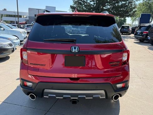 Used 2023 Honda Passport TrailSport image 7