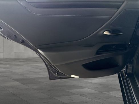 Certified 2023 Lexus ES 350 w/ Premium Package image 18