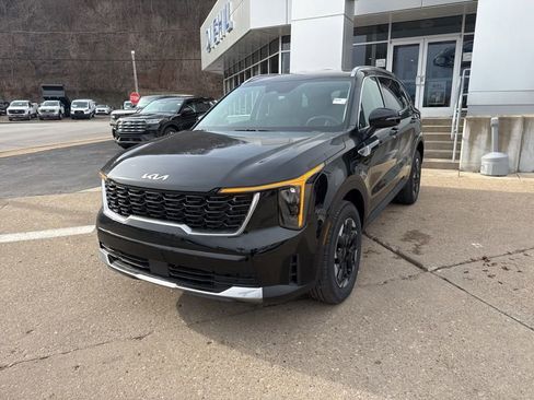 New 2026 Kia Sorento S AWD/4WD image 3