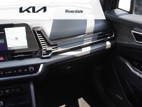 Used 2024 Kia Sportage X-Line w/ X-Line Premium Package AWD/4WD image 32