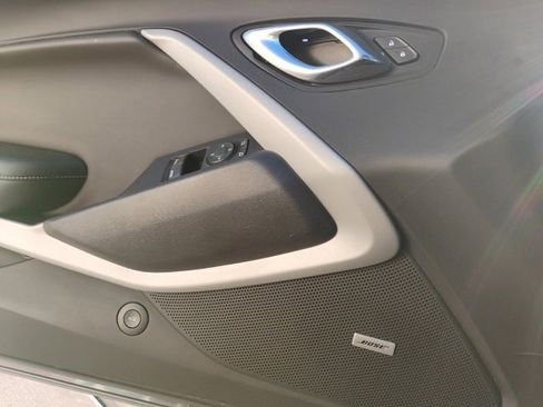 Used 2020 Chevrolet Camaro LT w/ RS Package image 11