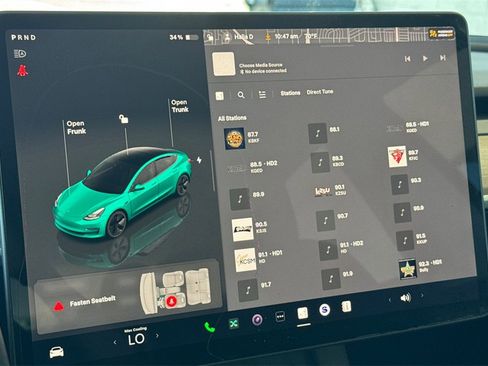 Used 2023 Tesla Model 3 Standard Range image 17