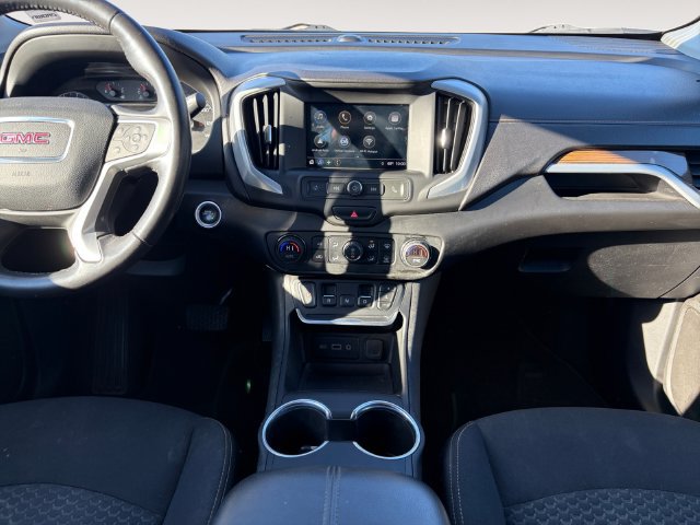 Used 2018 GMC Terrain SLE w/ Driver Convenience Package FWD image 11