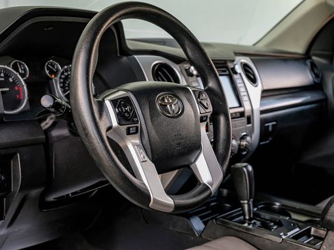 Used 2015 Toyota Tundra SR5 w/ SR5 Upgrade Package image 18