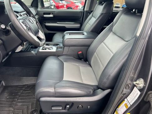 Used 2014 Toyota Tundra SR5 w/ SR5 Upgrade Package AWD/4WD image 10