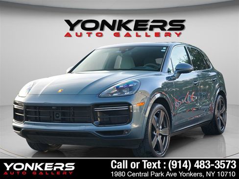 Used 2019 Porsche Cayenne Turbo image 16