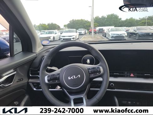 Used 2025 Kia Sportage SX FWD image 21
