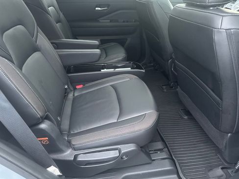 Used 2023 Nissan Pathfinder SL w/ SL Premium Package AWD/4WD image 47
