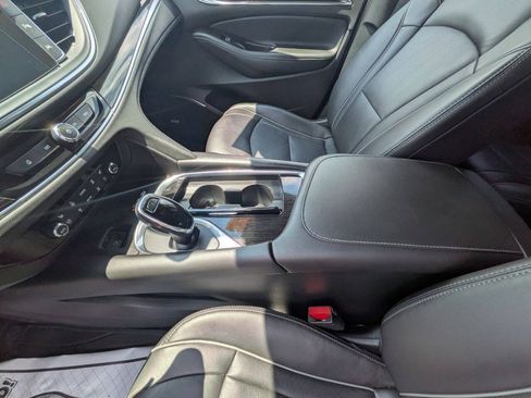 Used 2020 Buick Enclave Avenir w/ Avenir Technology Package AWD/4WD image 14