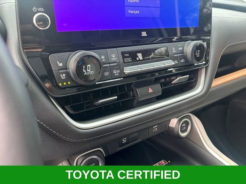 Used 2025 Toyota Grand Highlander FWD image 19