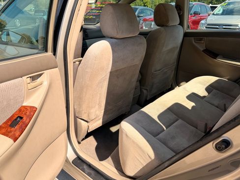 Used 2006 Toyota Corolla LE FWD image 6