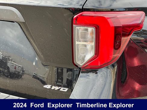 Used 2024 Ford Explorer Timberline w/ Timberline Technology Package AWD/4WD image 39