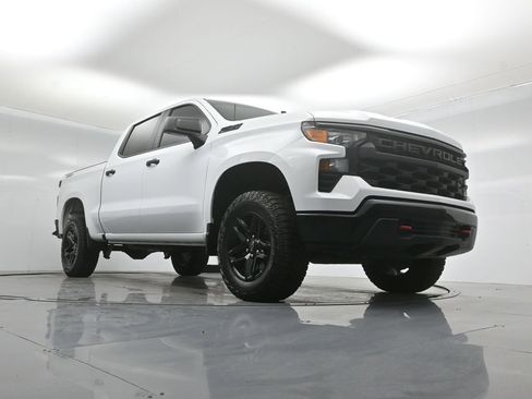 Used 2024 Chevrolet Silverado 1500 Custom Trail Boss w/ LPO, Dark Essentials Package AWD/4WD image 47