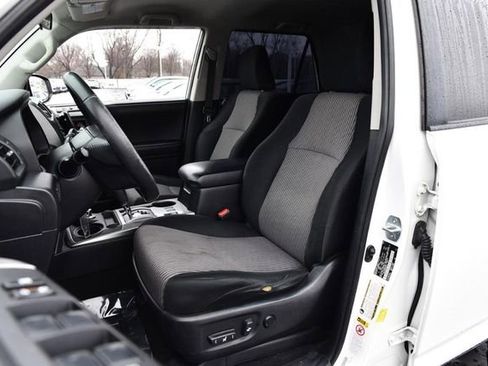 Used 2016 Toyota 4Runner SR5 image 16