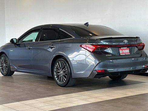 Certified 2020 Toyota Avalon XSE w/ All Weather Liner Package image 6