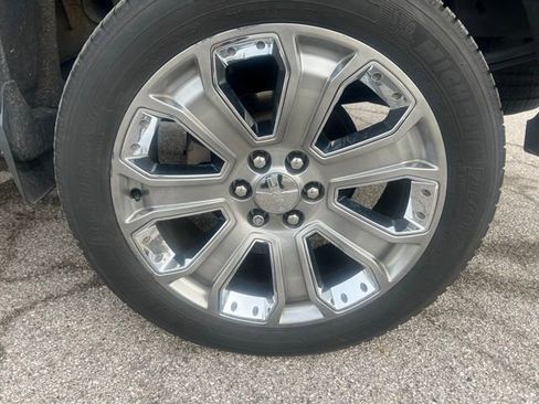 Used 2018 GMC Sierra 1500 Denali w/ Denali Ultimate Package image 14