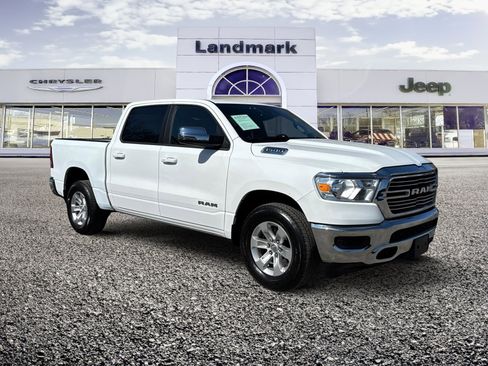 Used 2024 RAM 1500 Laramie AWD/4WD image 1