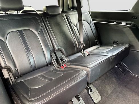 Used 2021 Ford Expedition Max Limited AWD/4WD image 29