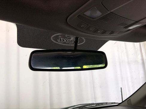 Used 2015 Ford F150 Lariat RWD image 17