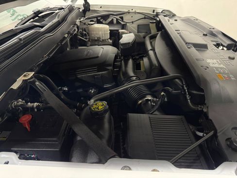 Used 2019 Chevrolet Silverado 2500 W/T AWD/4WD image 37