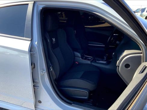 Used 2022 Dodge Charger Scat Pack w/ Driver Convenience Group RWD image 9