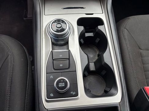 Used 2021 Ford Explorer XLT image 21