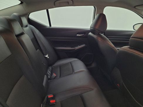 Used 2022 Nissan Altima 2.5 SR FWD image 19