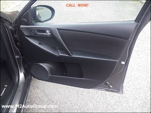 Used 2010 MAZDA MAZDA3 i Touring image 21