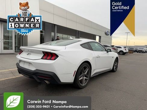 Used 2024 Ford Mustang GT Premium image 5