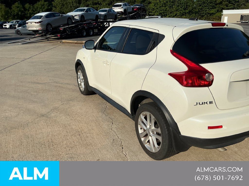 Used 2013 Nissan Juke SV FWD image 8