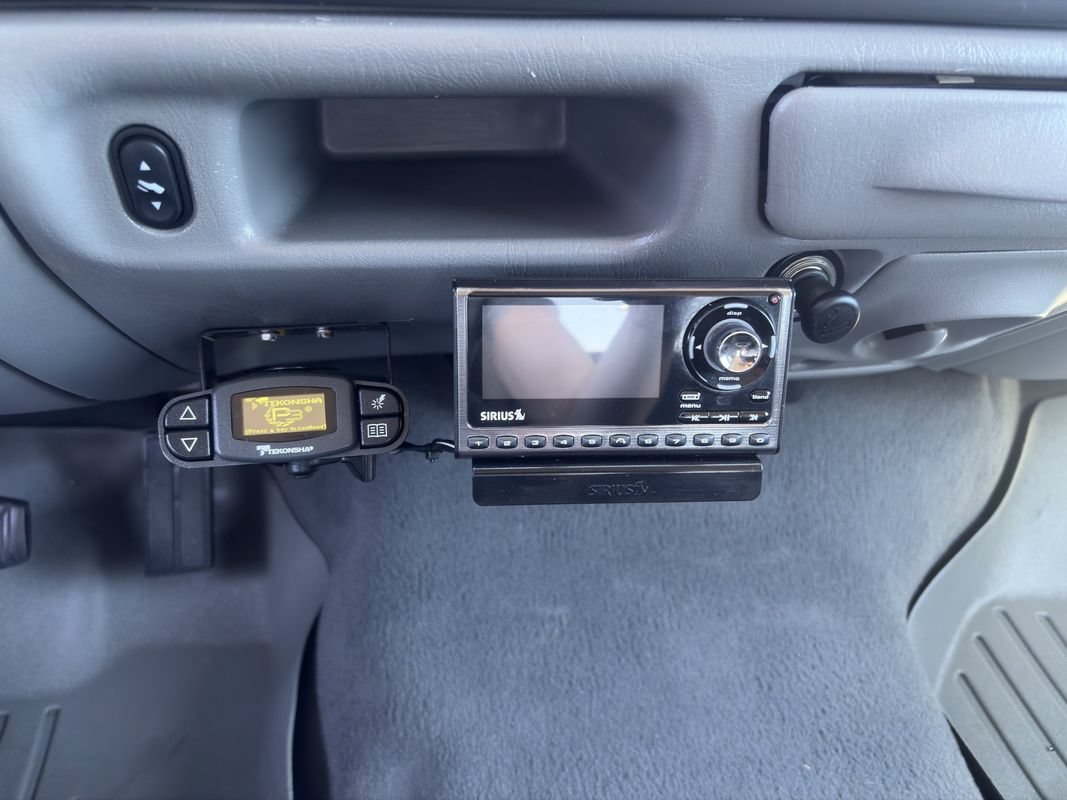 Used 2003 Ford F350 XLT AWD/4WD image 19
