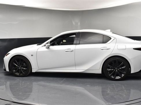 Used 2022 Lexus IS 350 F Sport image 5