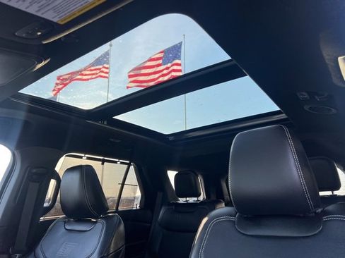 Used 2024 Ford Explorer ST w/ Equipment Group 401A image 26