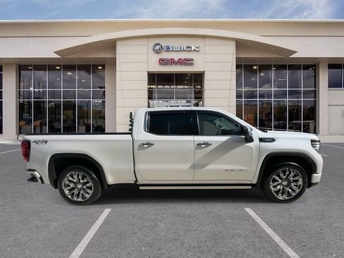 Certified 2024 GMC Sierra 1500 Denali w/ Denali Reserve Package AWD/4WD image 16