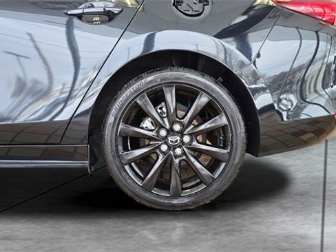 Used 2022 MAZDA MAZDA3 s image 30