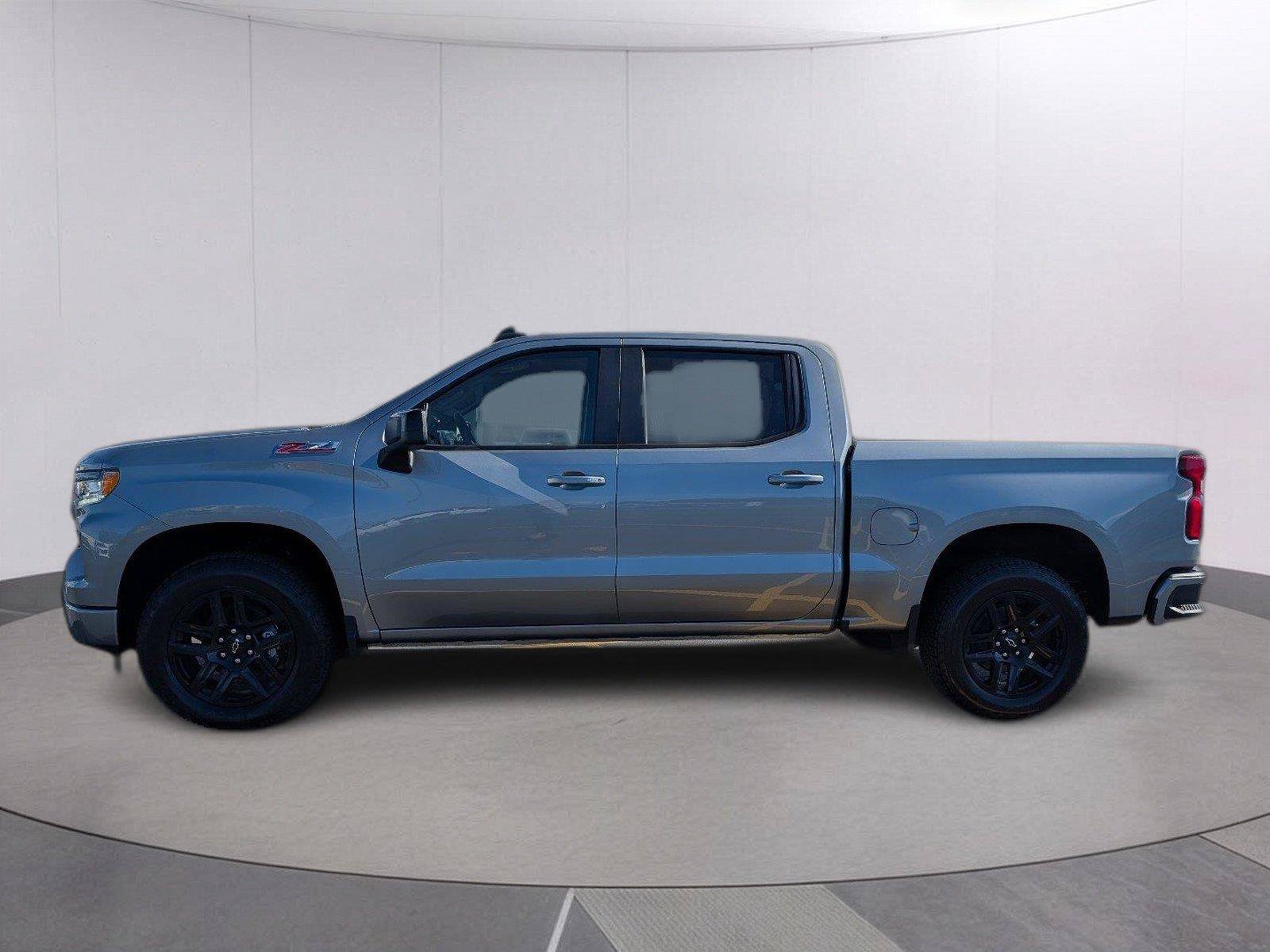 New 2026 Chevrolet Silverado 1500 RST w/ Z71 Off-Road Package AWD/4WD image 2